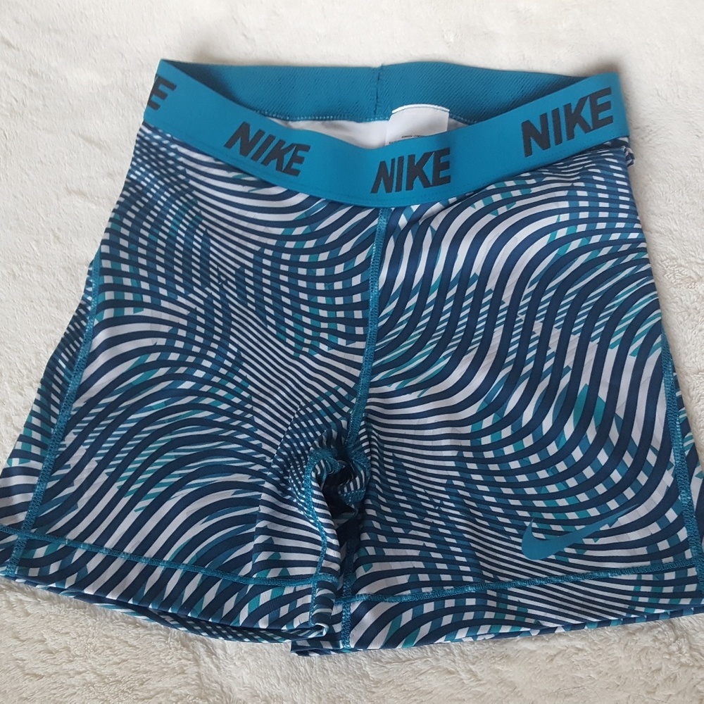 NWOT Nike Compression Shorts